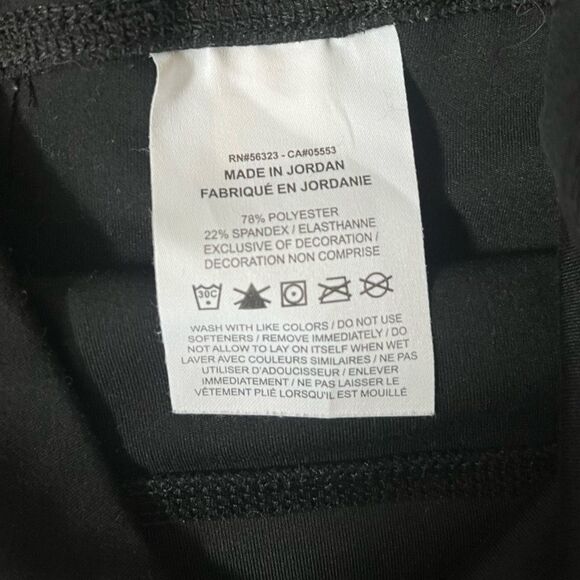 Nike One Dri-FIT Mid-Rise Capri Leggings Black Size M - Picture 6 of 9